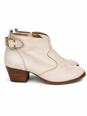 Aldo Ivory Leather Ankle Booties with Buckle Size 38.5